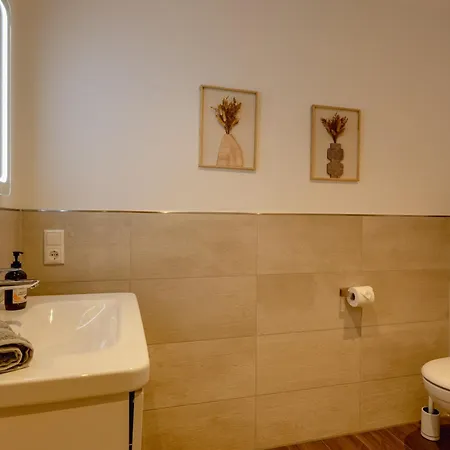 Lägenhet Huenzinger Dorfschmiede *