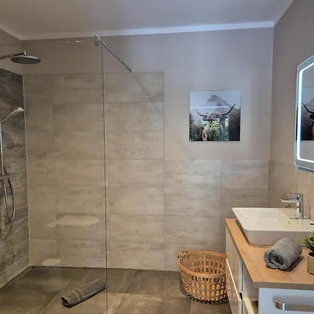 Apartment Huenzinger Dorfschmiede *